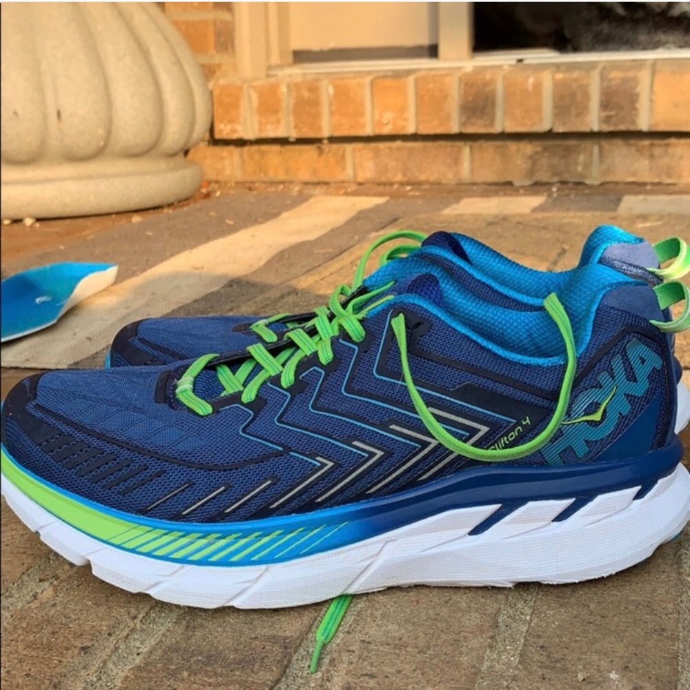 Hoka Clifton 4